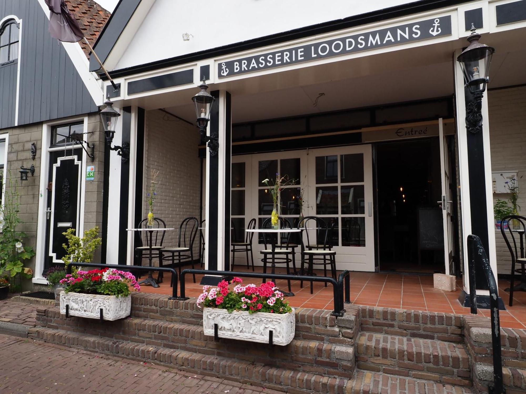 Hotel-Restaurant Loodsmans Welvaren Bv Ден Хоорн Екстериор снимка